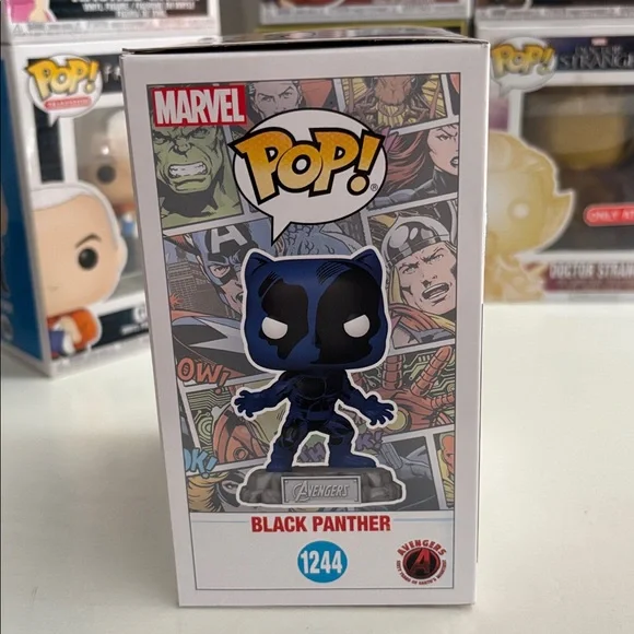 Funko Black Panther Pop! Vinyl Blue and Black Amazon Exclusive #1244 - Picture 3 of 7